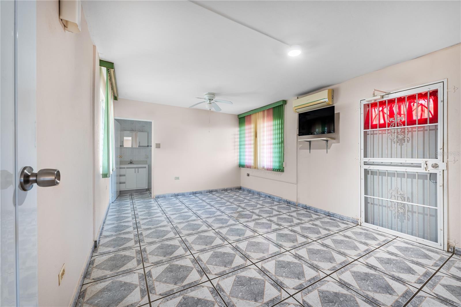 Sr 102 Km 34.0 Salamanca Dev Valencia St Property Photo 12