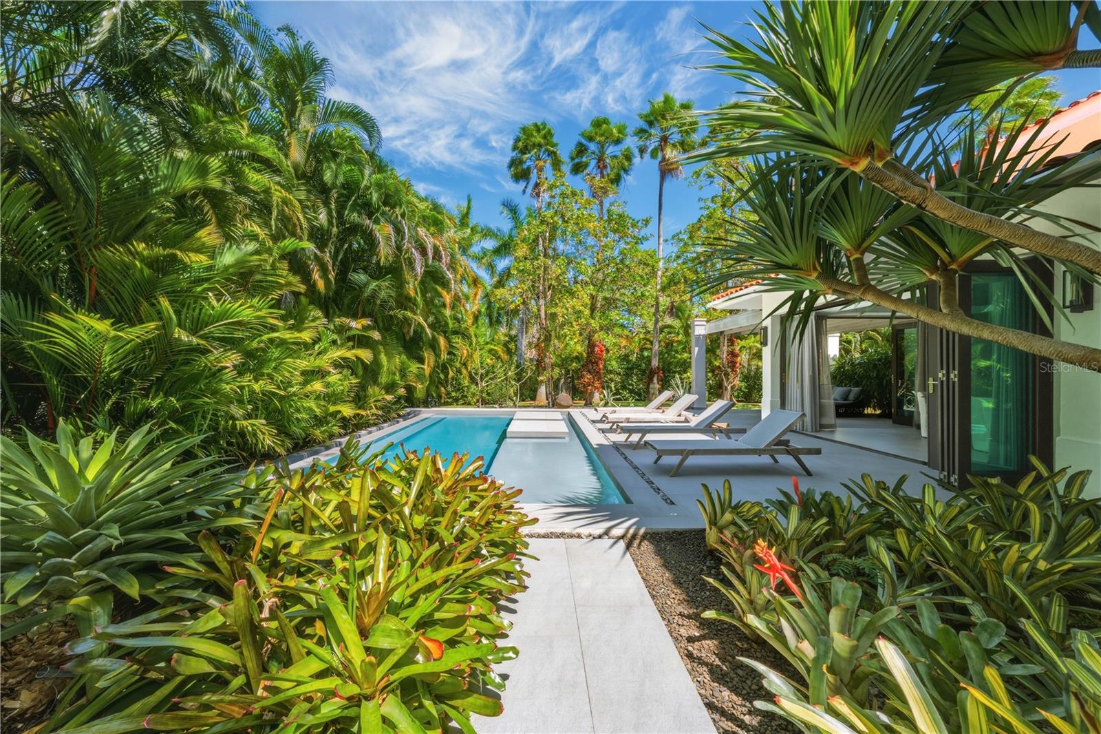 29 Dorado Beach East Property Photo 10