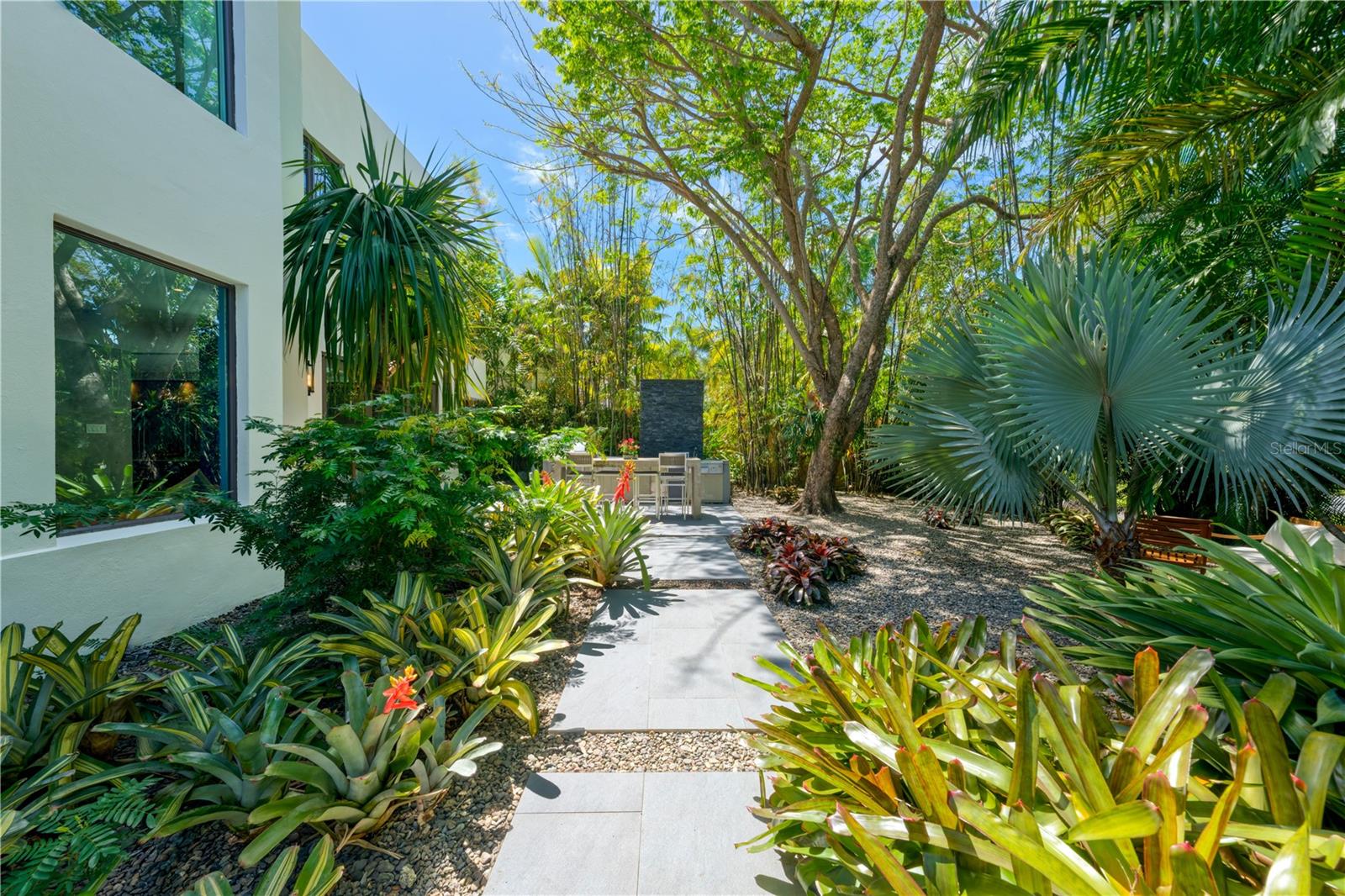 29 Dorado Beach East Property Photo 13
