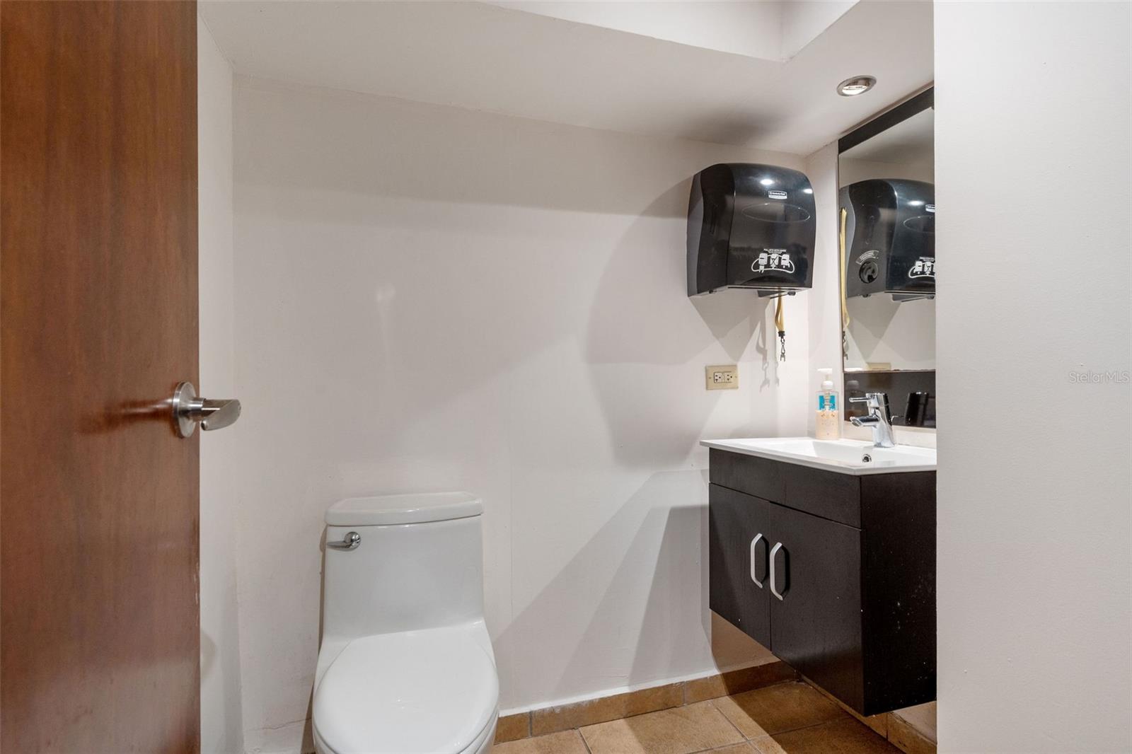 295 Palmas Inn Way #c11 Property Photo 8