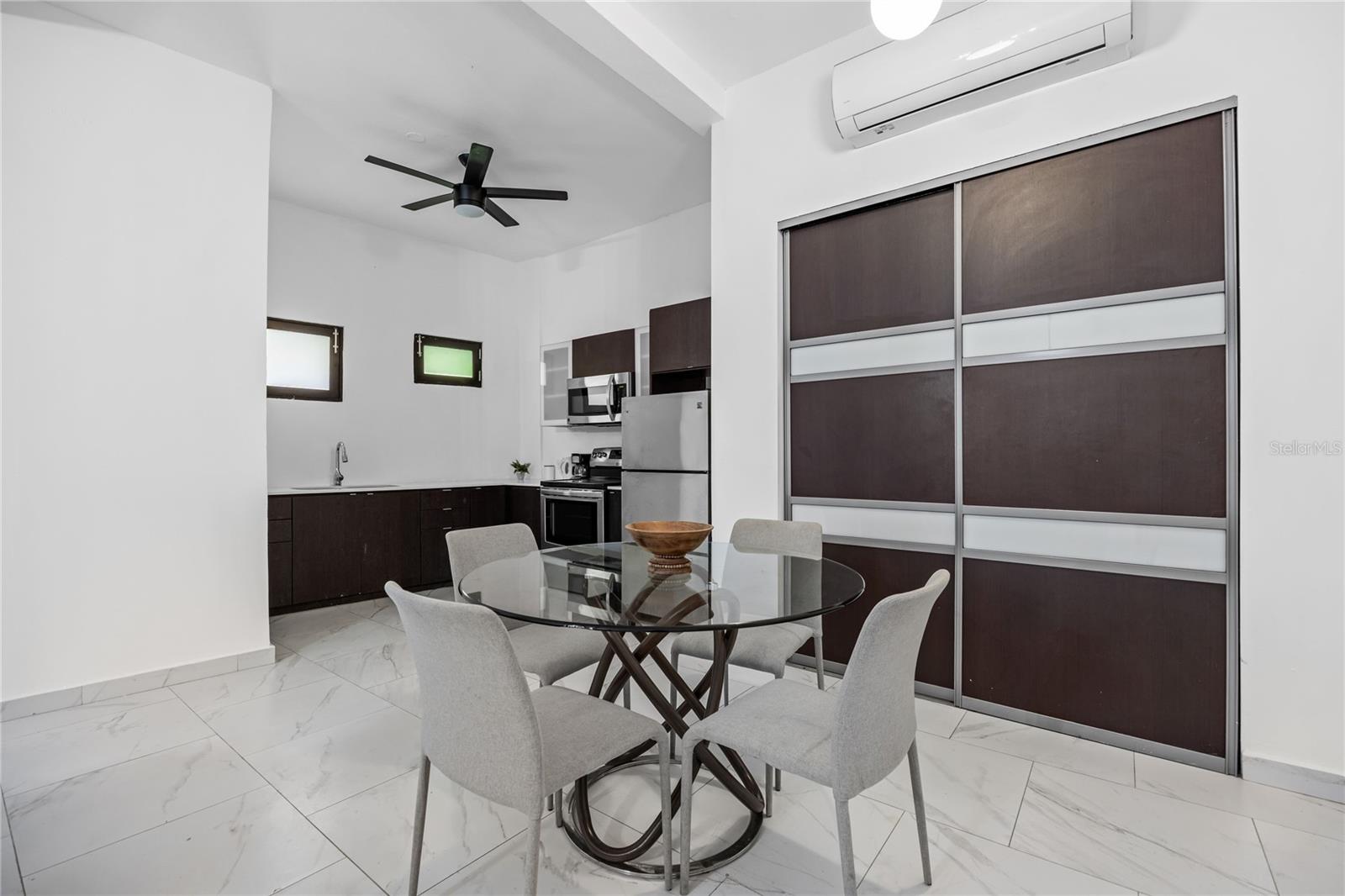 152 Luna Property Photo 5