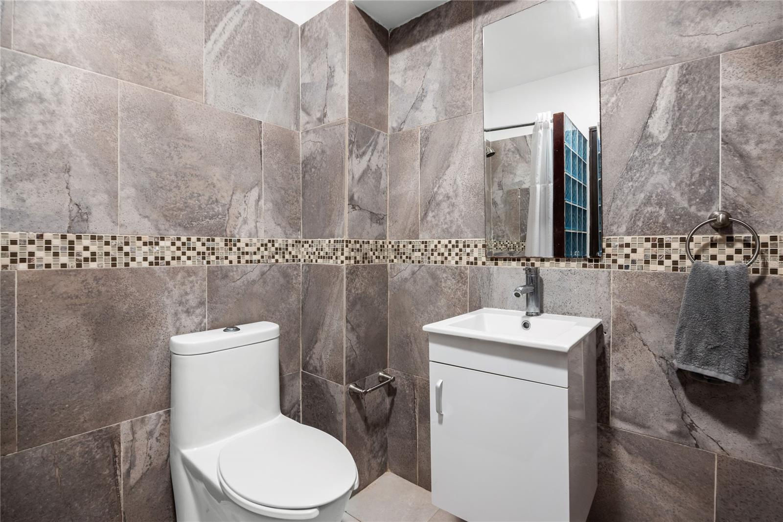 152 Luna Property Photo 21