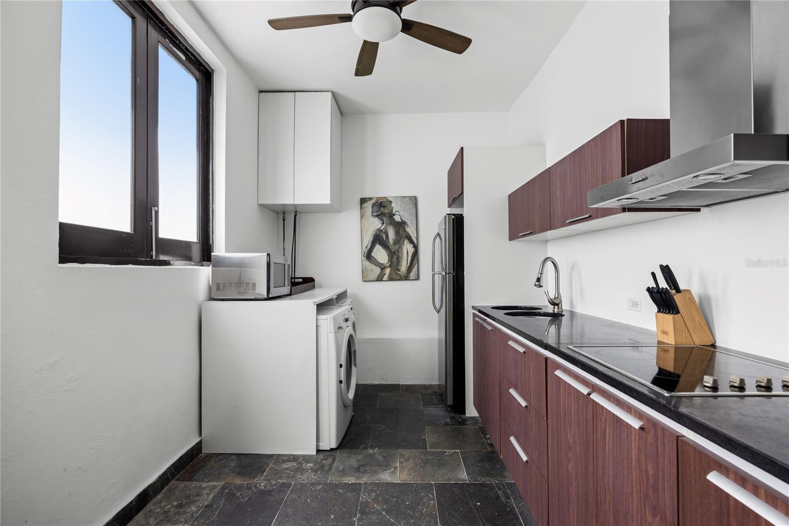 152 Luna Property Photo 26