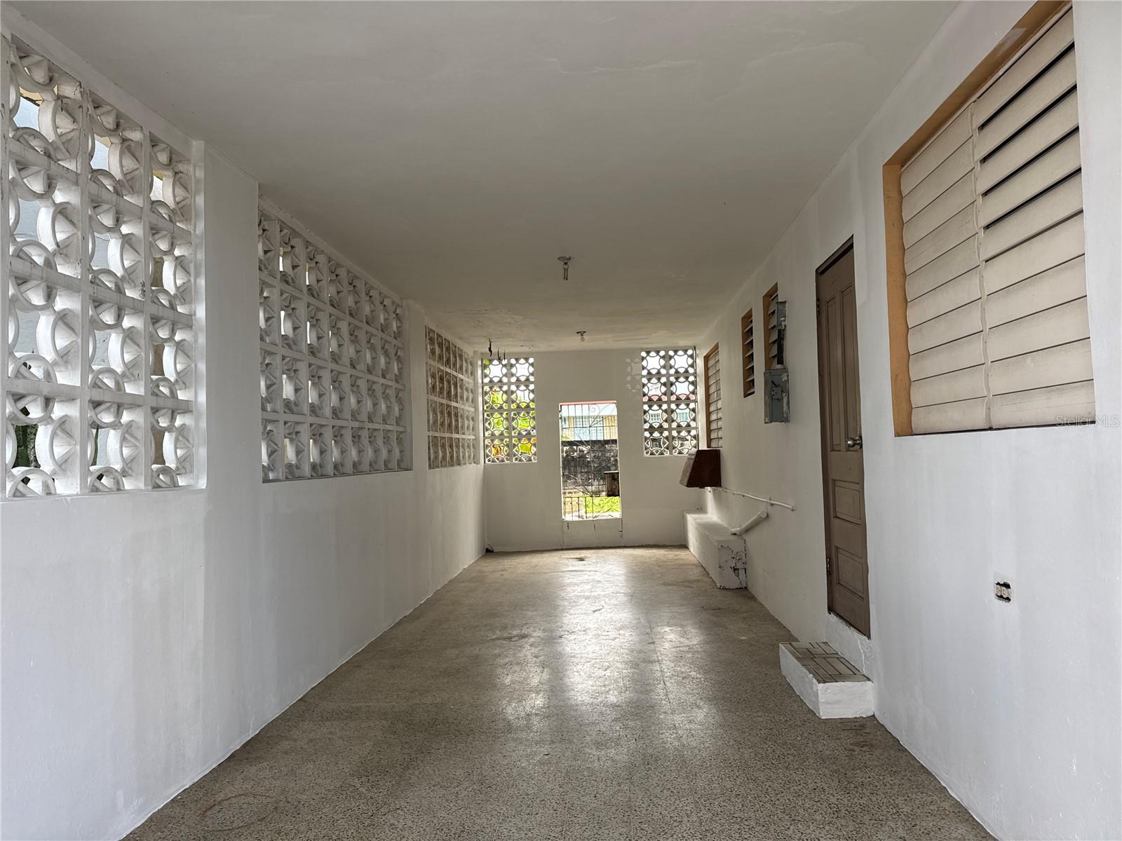 121 Calle Hermandad Interior Property Photo 2