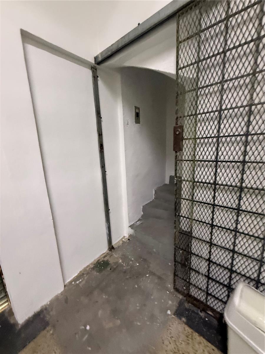 2121 Eduardo Conde Property Photo 22