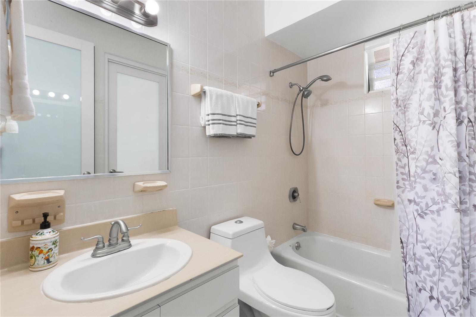 190 Candelero Drive #175 Property Photo 28
