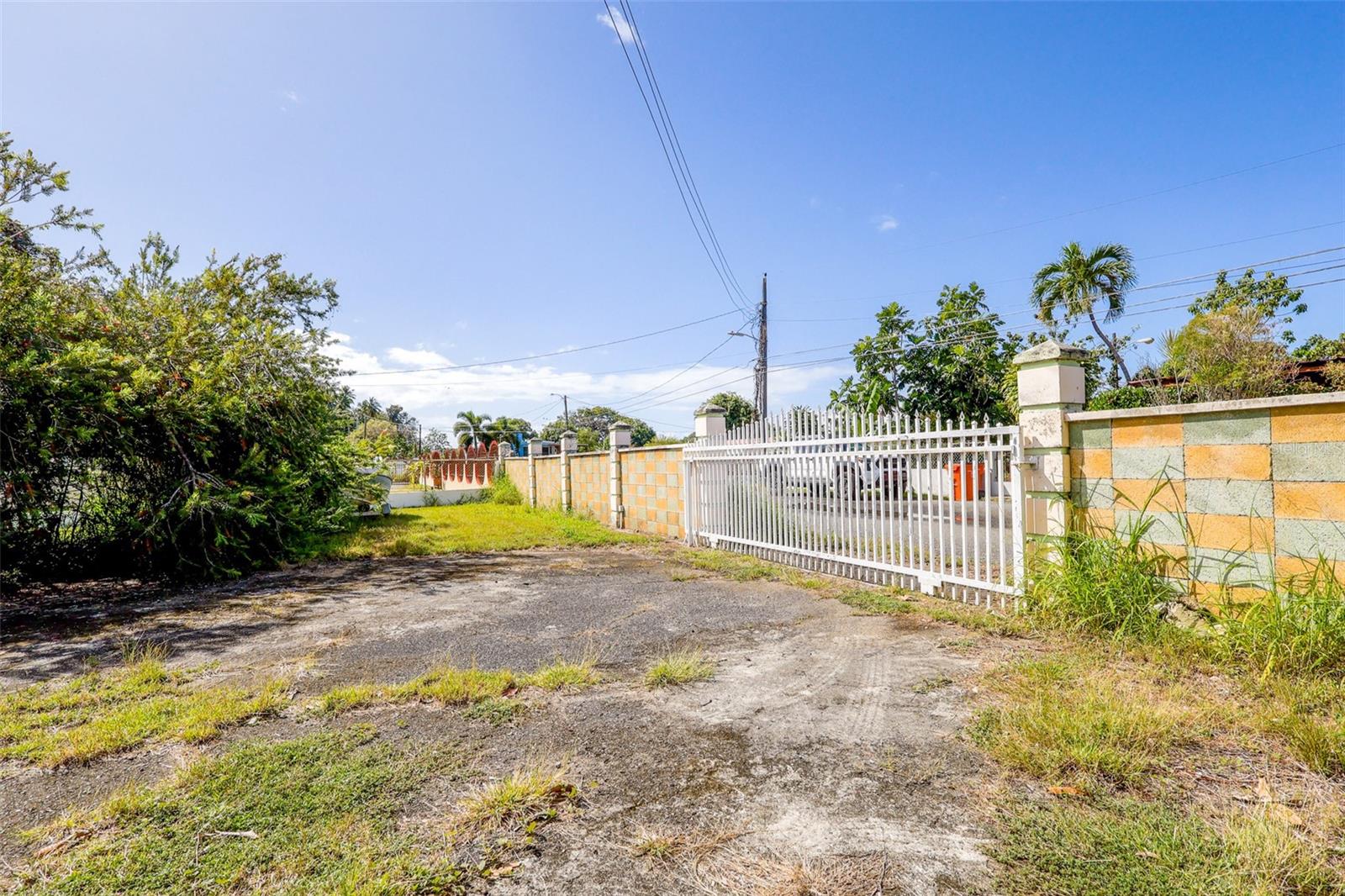 2244 Reparto Matias Property Photo 14