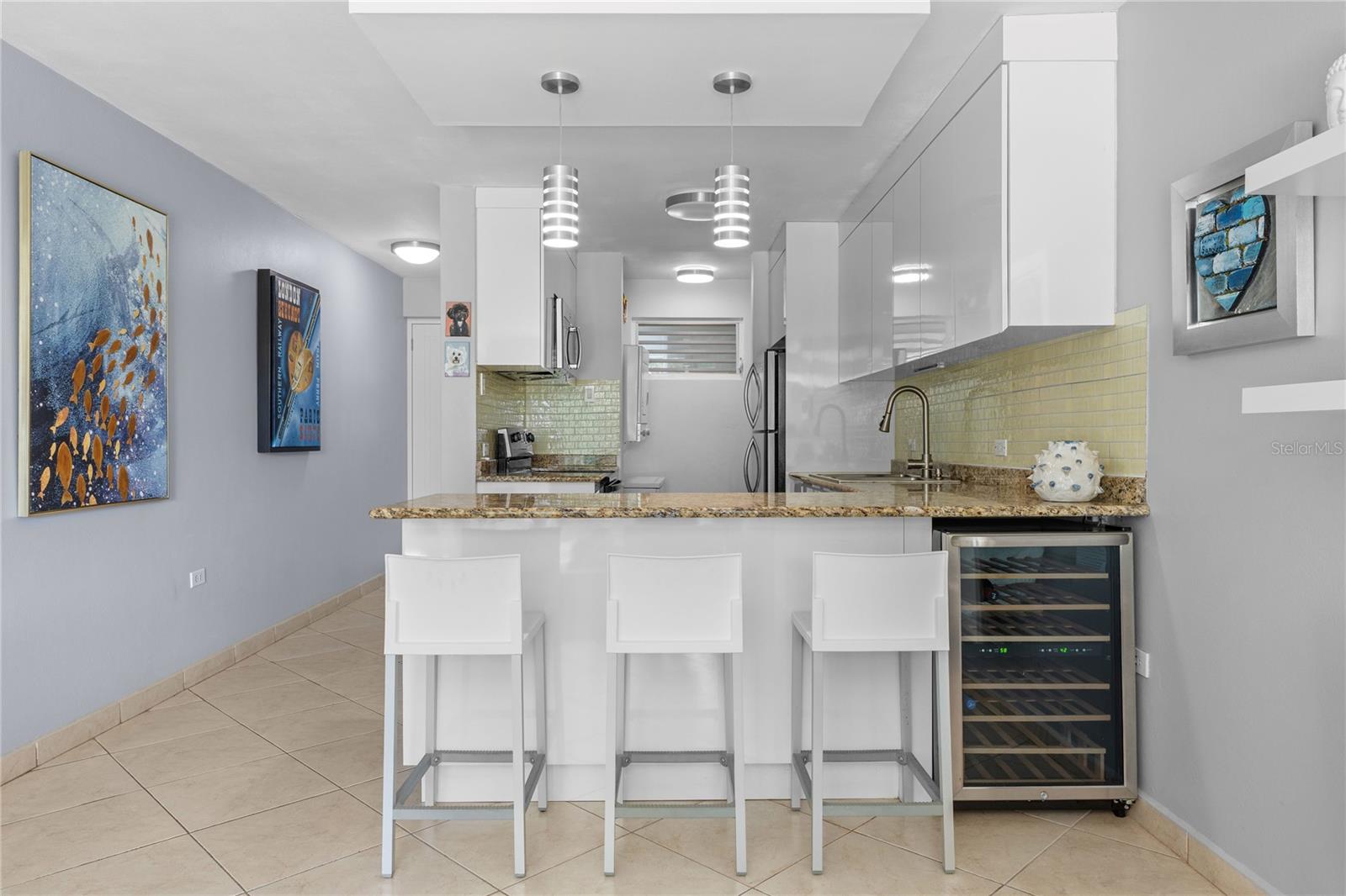 115 Esq Cambija St #2b Property Photo 6