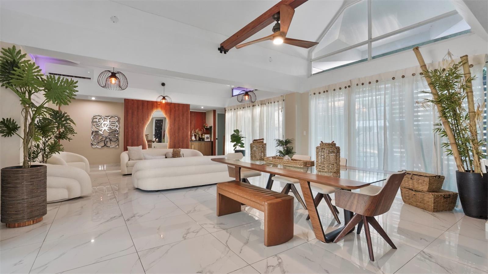 G-6 Lombardia St Property Photo 3