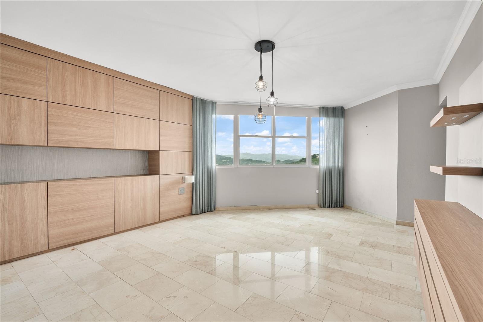 . 833 St #1603 Property Photo 10