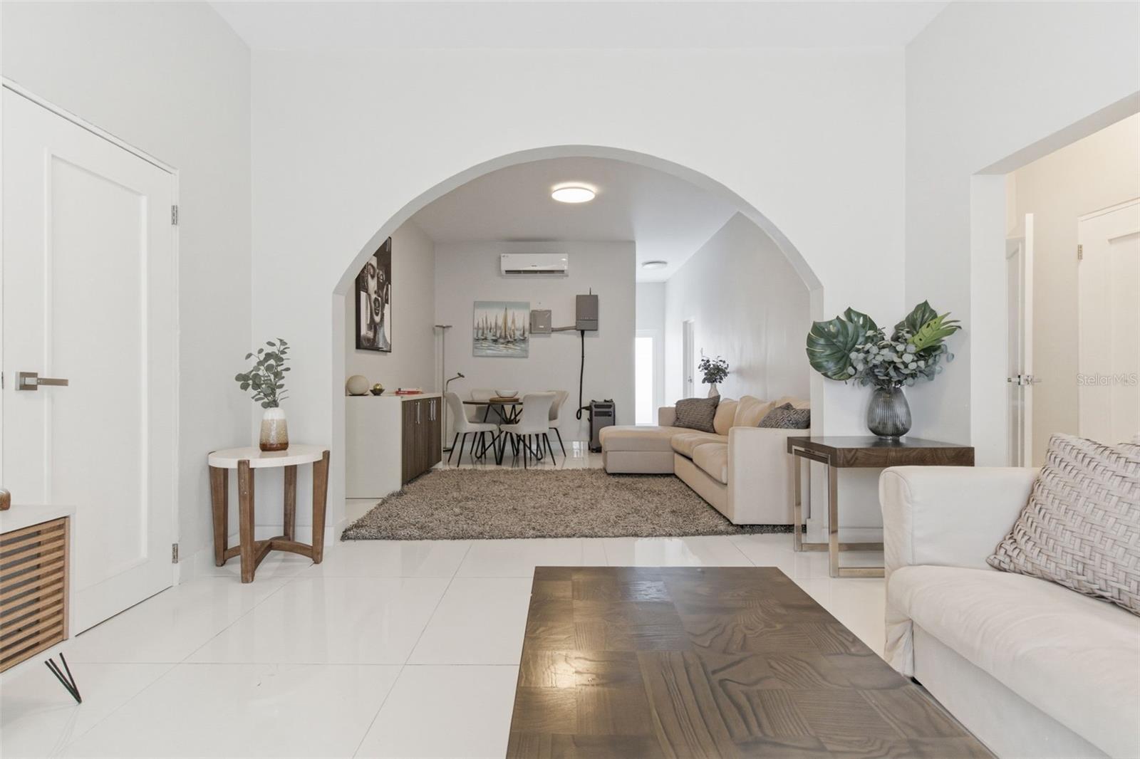 56 Calle F Krug Condado #5 Property Photo 2