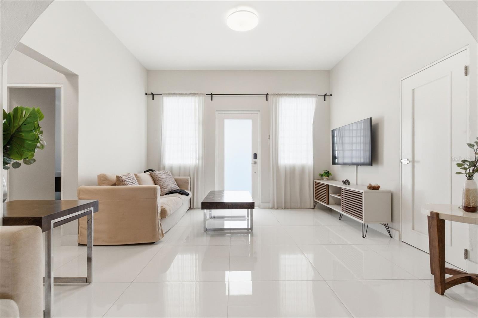 56 Calle F Krug Condado #5 Property Photo 3