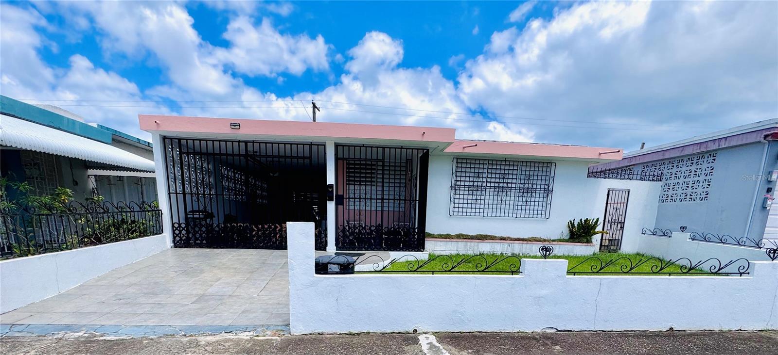 Calle 232 Country Club #jf-33 Property Photo 2