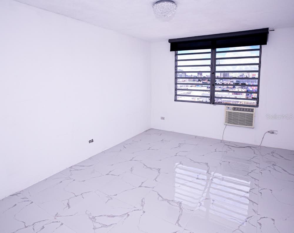 Miramar Towers 721 Hernandez St. #a Property Photo 12