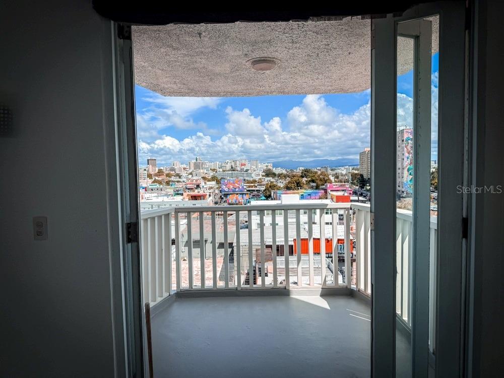 Miramar Towers 721 Hernandez St. #a Property Photo 20