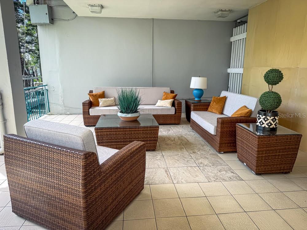 Miramar Towers 721 Hernandez St. #a Property Photo 23