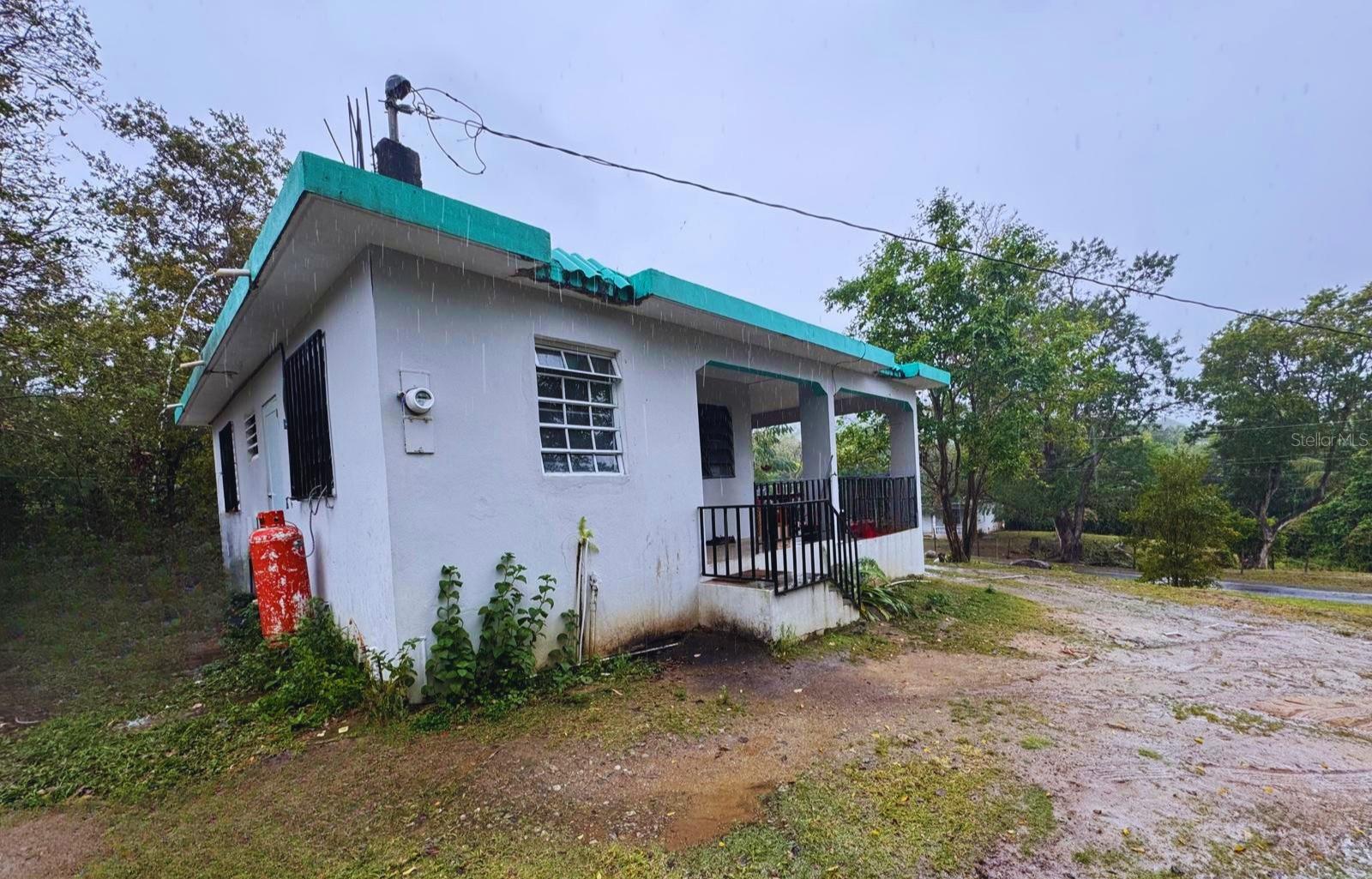 Calle #10 Comm Monte Santo P-2 Property Photo 4