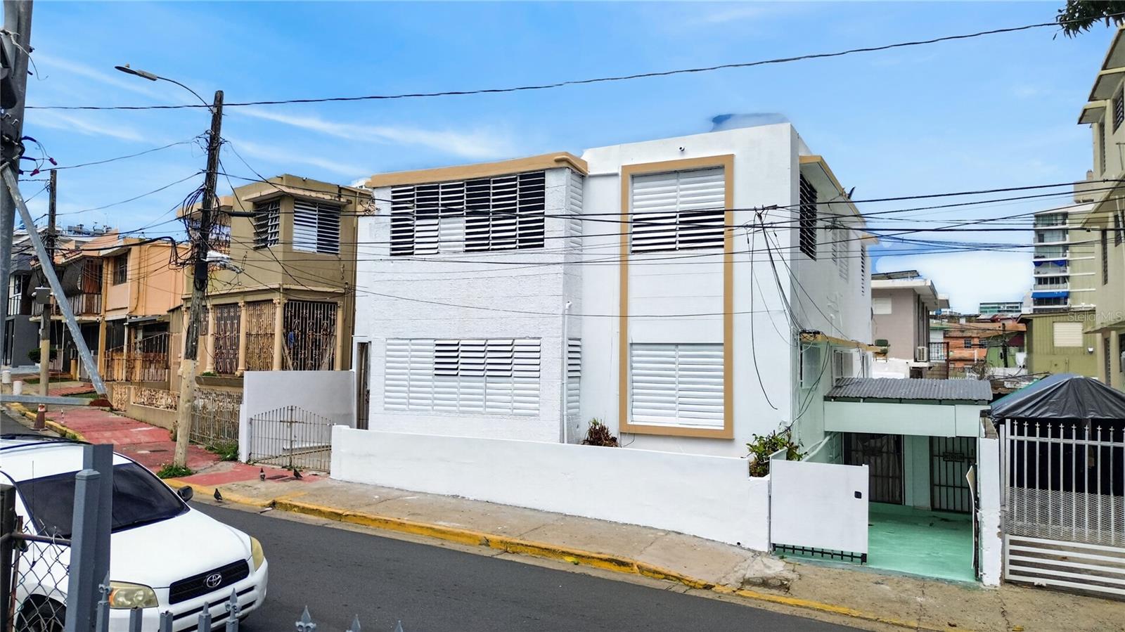 162 La Placita De Santurce, Dos Hermanos Property Photo 4