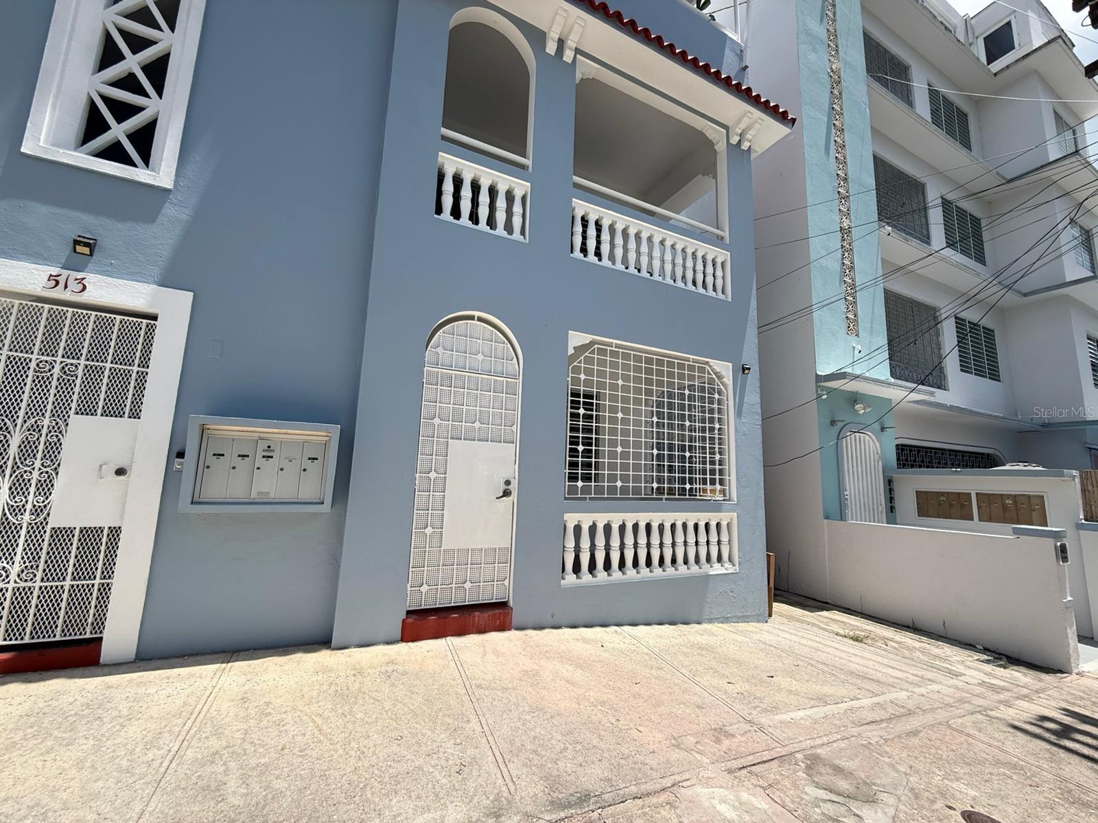 513 Barbe St #101 Property Photo 1