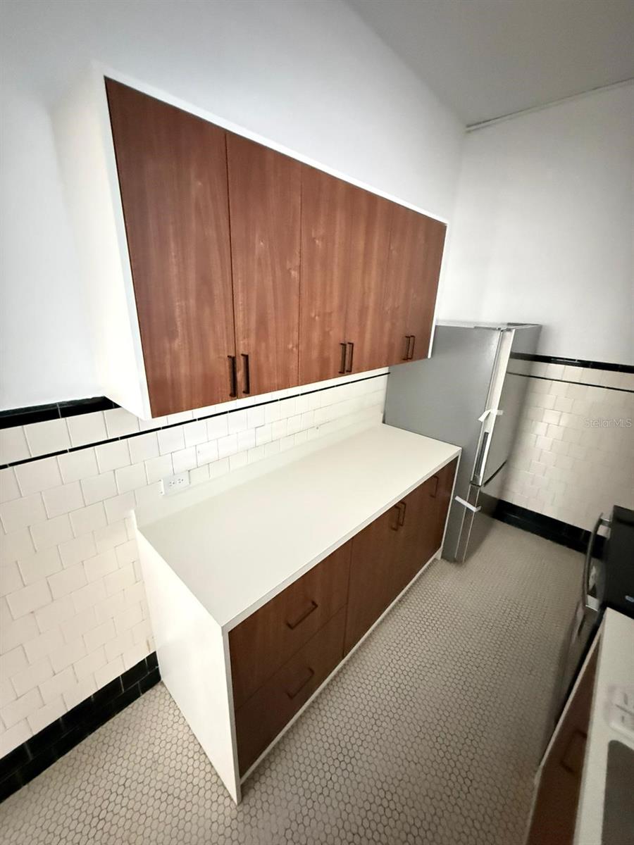 513 Barbe St #101 Property Photo 11