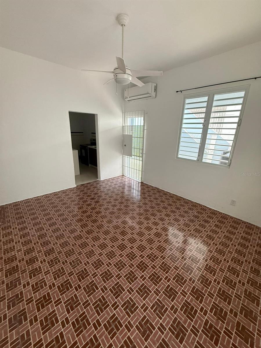 513 Barbe St #101 Property Photo 13