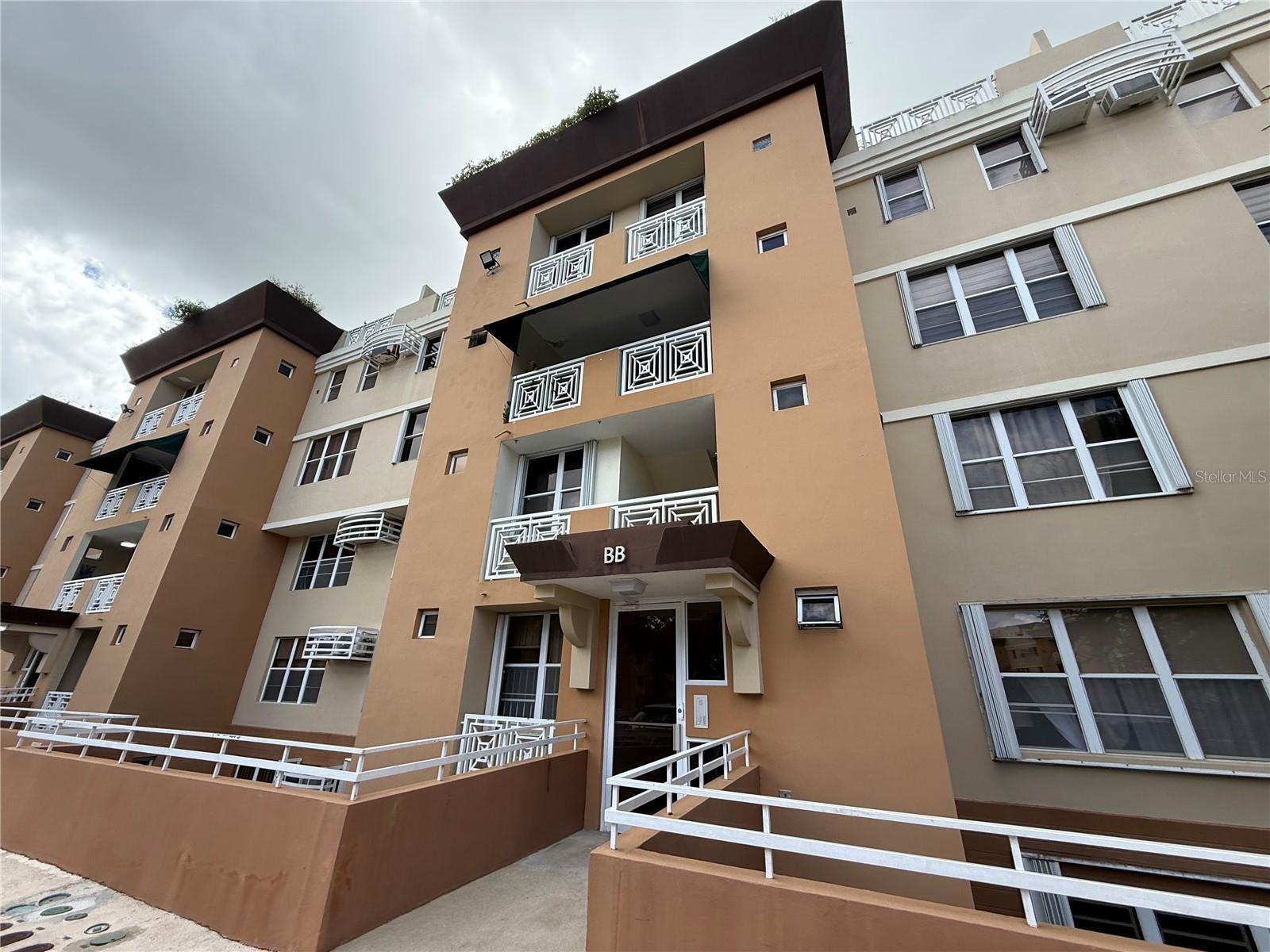 57 Lopategui #bb-2 Property Photo 1
