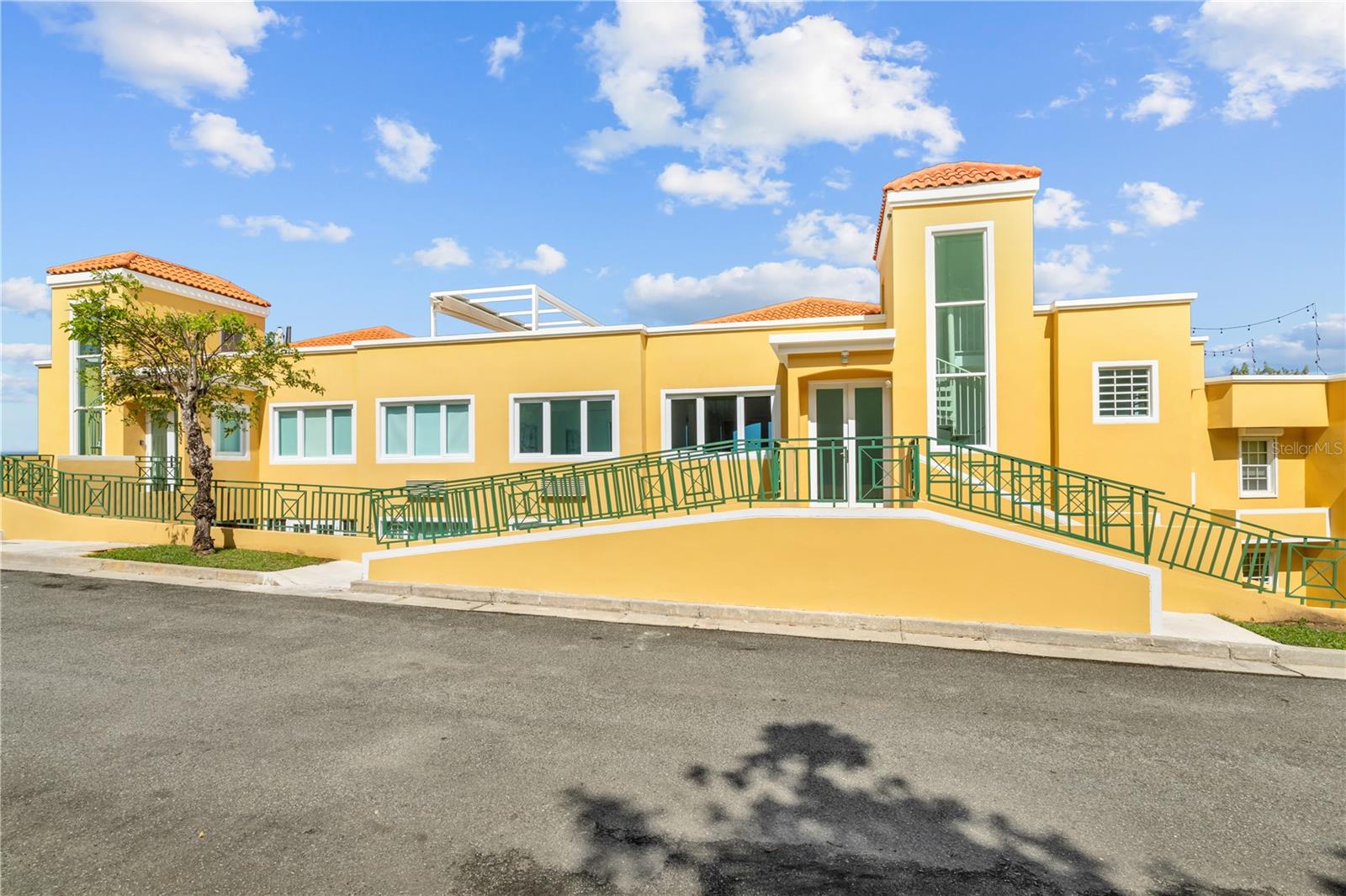 10 H #201 Property Photo 2