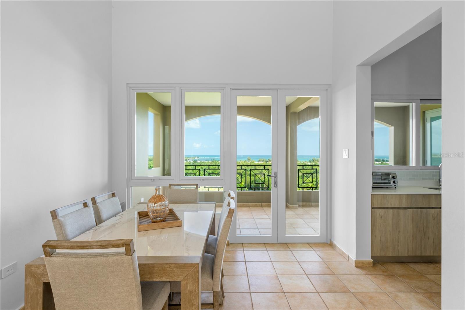 10 H #201 Property Photo 6