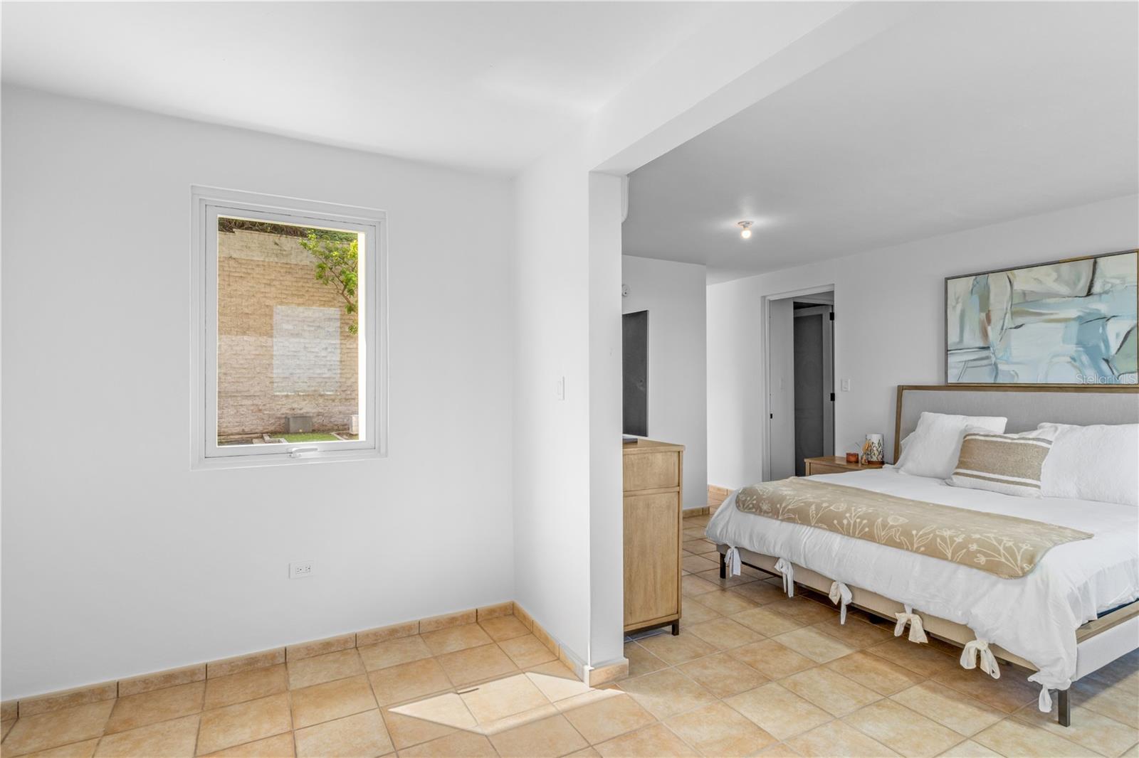 10 H #201 Property Photo 12