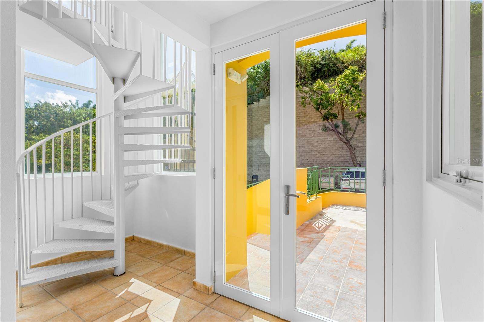 10 H #201 Property Photo 23
