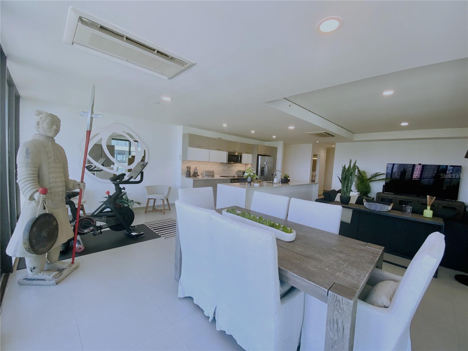 1511 Ponce De Leon Avenida #1052 Property Photo 14