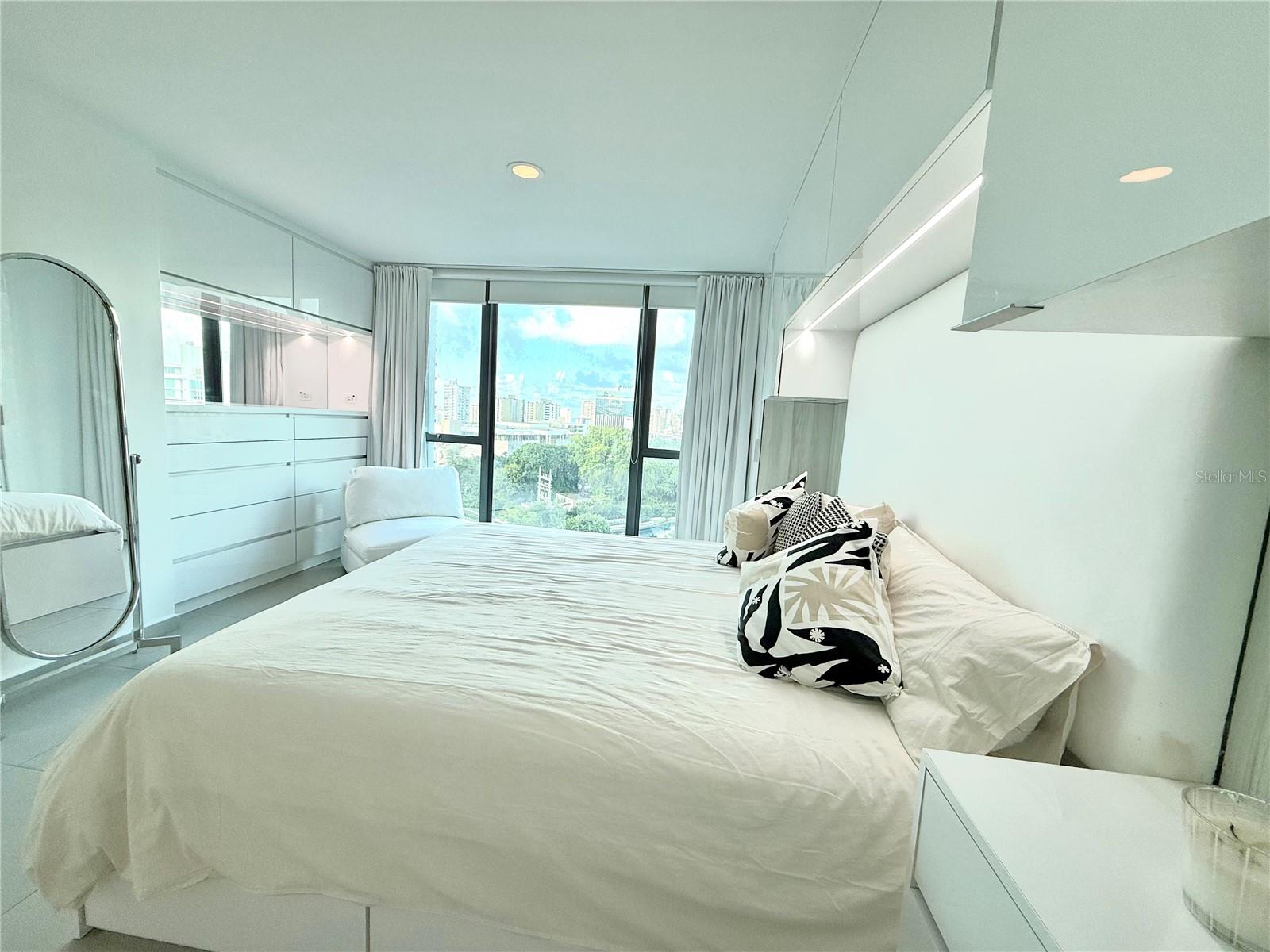 1511 Ponce De Leon Avenida #1052 Property Photo 31