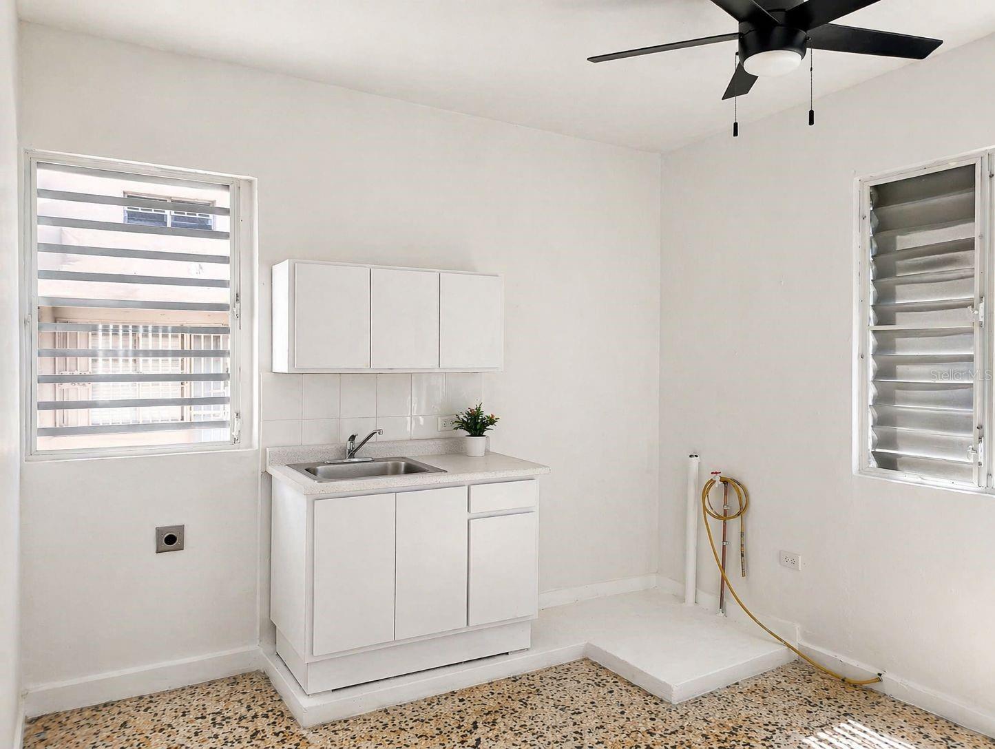 42 Calle Maestre Esq. De Diego #42 Property Photo 2
