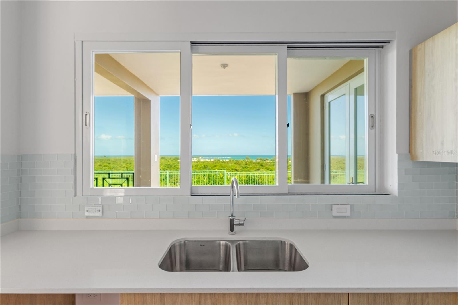 10 I #201 Property Photo 5