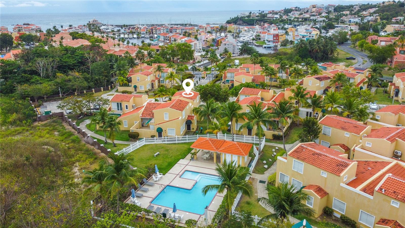 215 Harbour Drive #j1 Property Photo 1