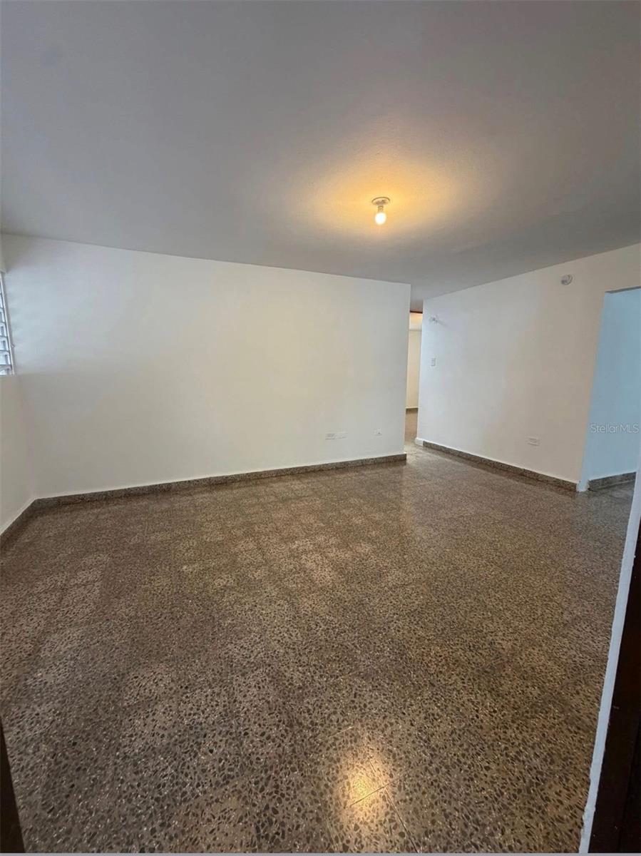 882 Calle Paganini Property Photo 10