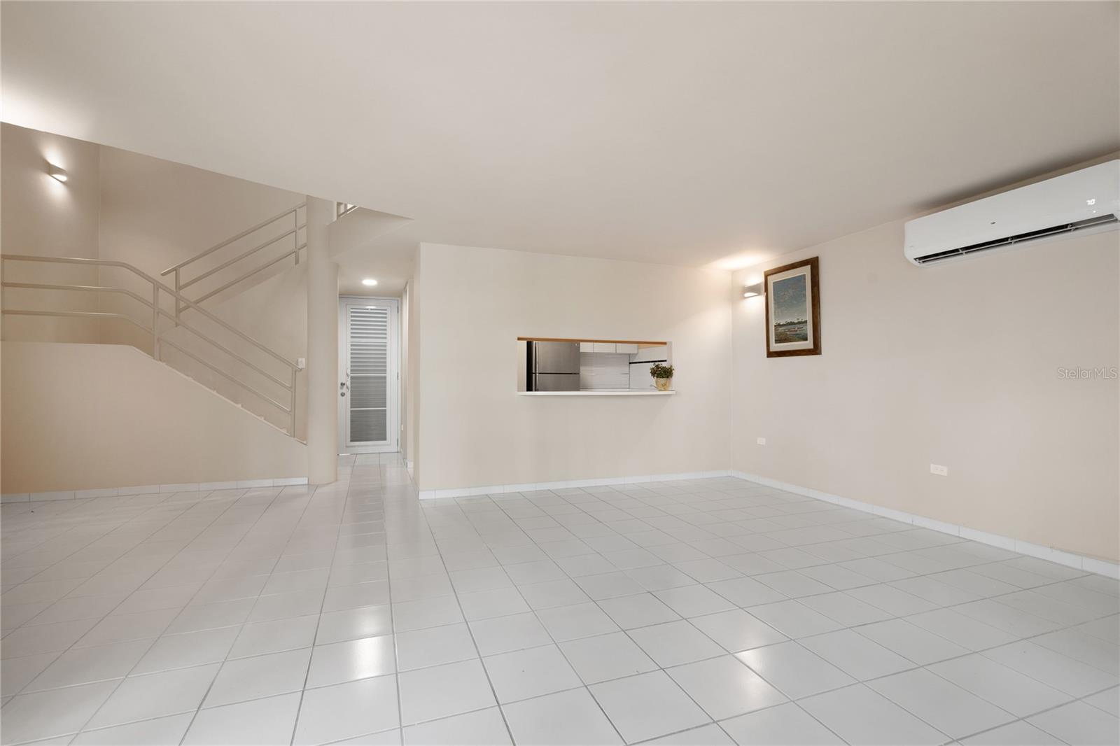 125 Palmarina Clb #12 Property Photo 3