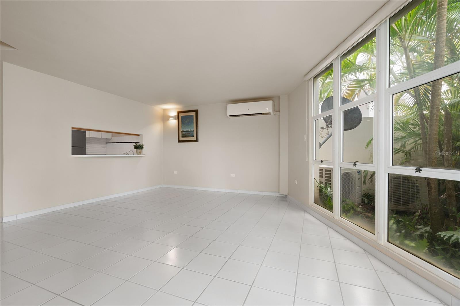 125 Palmarina Clb #12 Property Photo 7