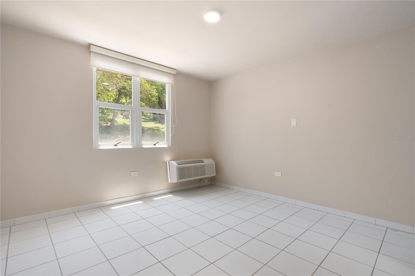 125 Palmarina Clb #12 Property Photo 31