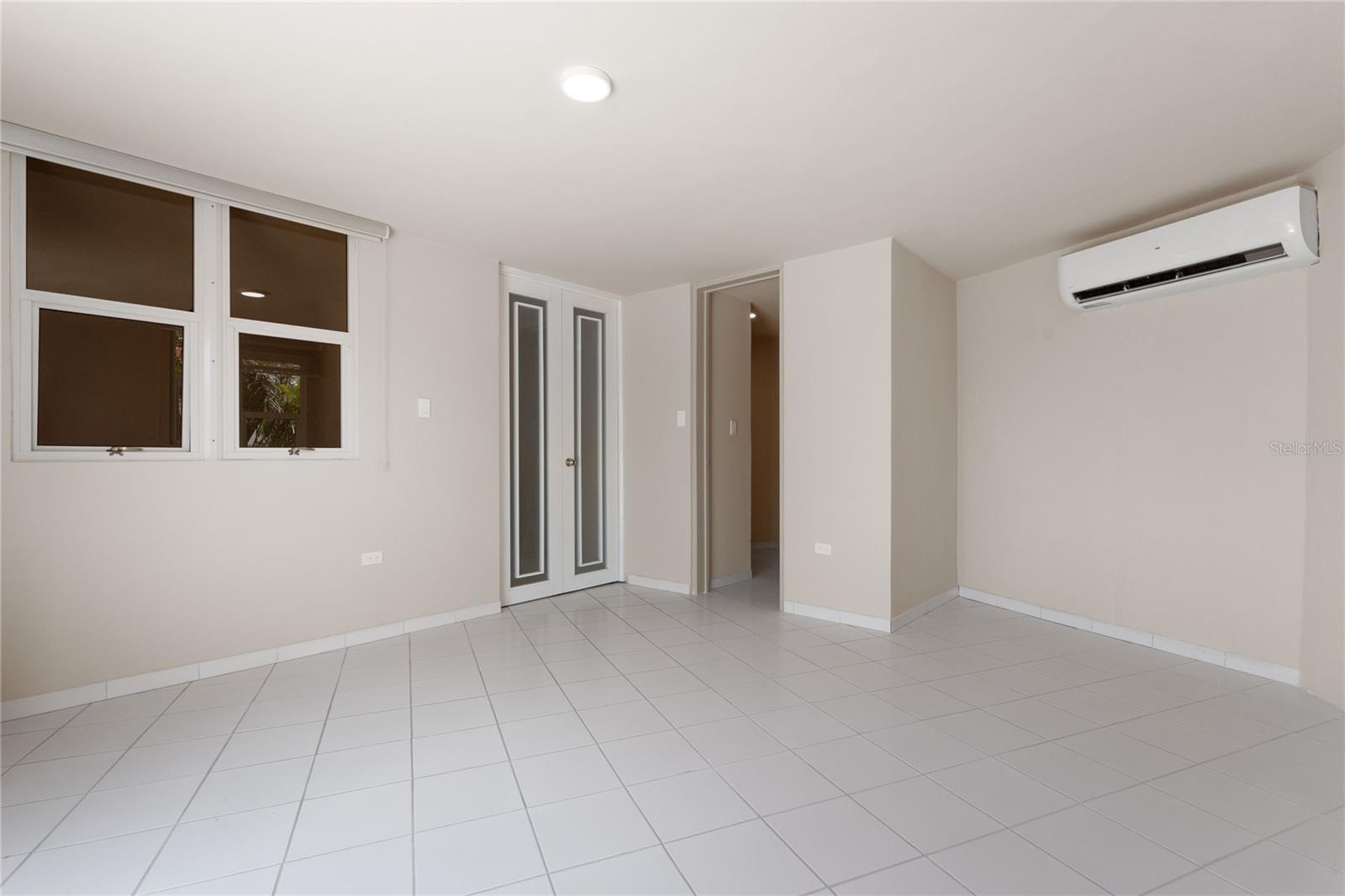 125 Palmarina Clb #12 Property Photo 35