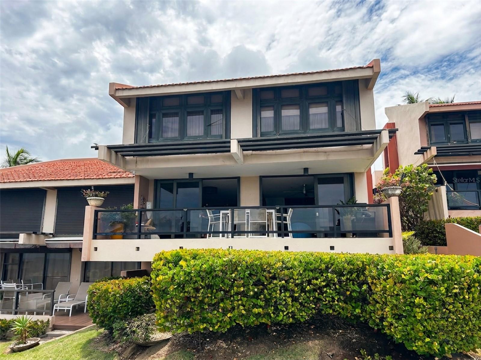 170 Palmas Drive Dr #b14 Property Photo 1