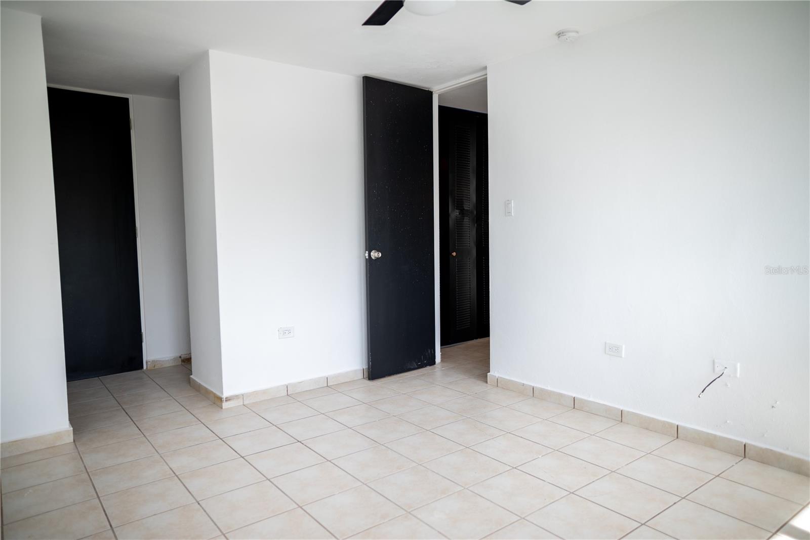 29 Calle Basilio Catala #210 Property Photo 13