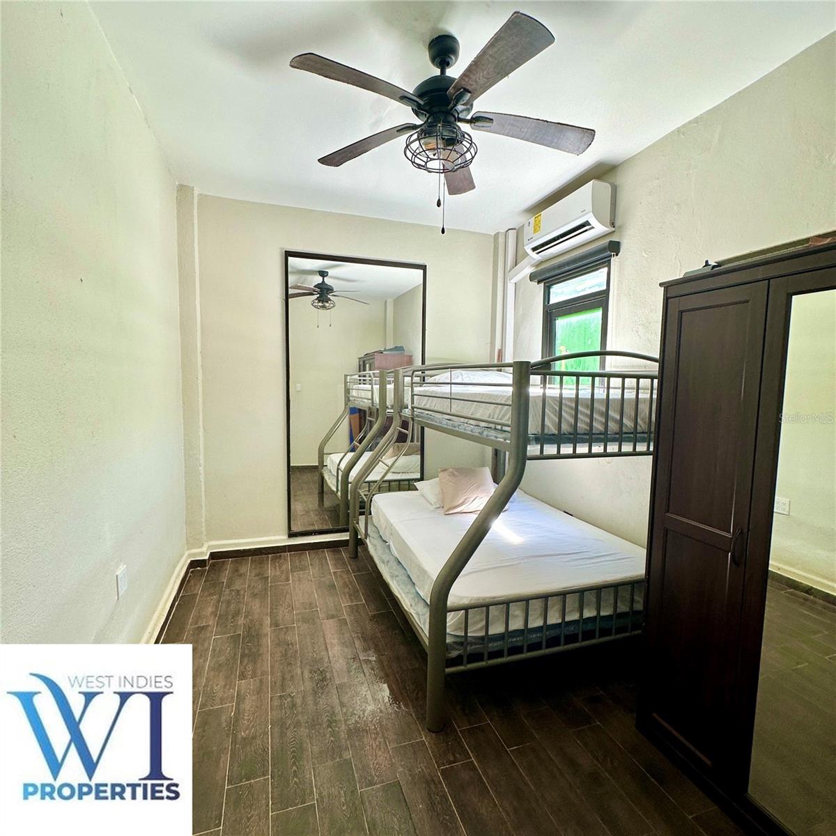 351 Fortaleza #7 Property Photo 19