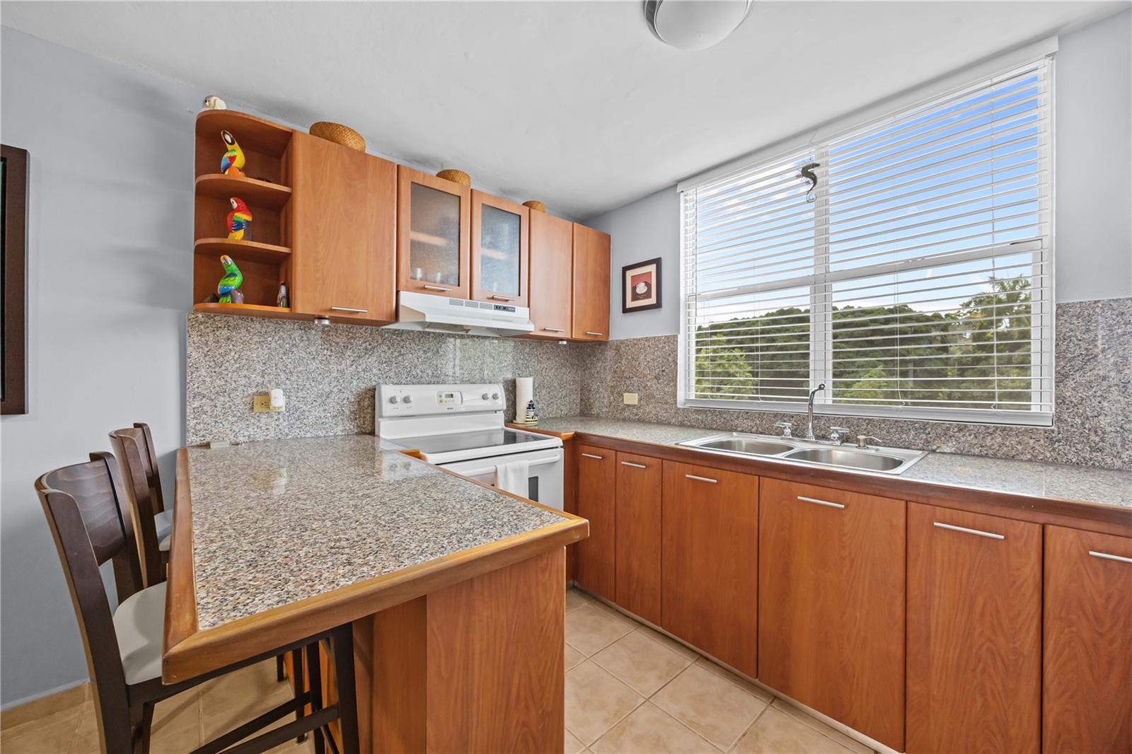 26 Calle Cambija #ph B-312 Property Photo 7