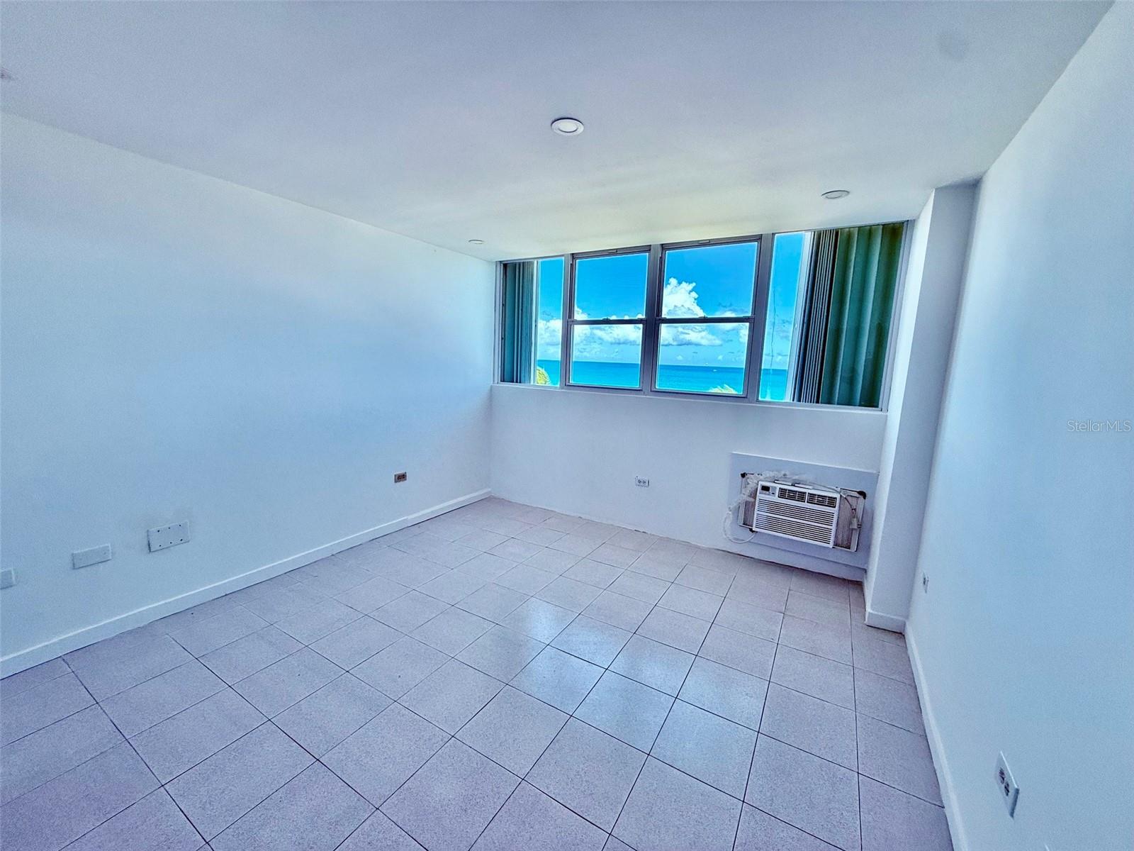 1 Horizonte #514 Property Photo 31