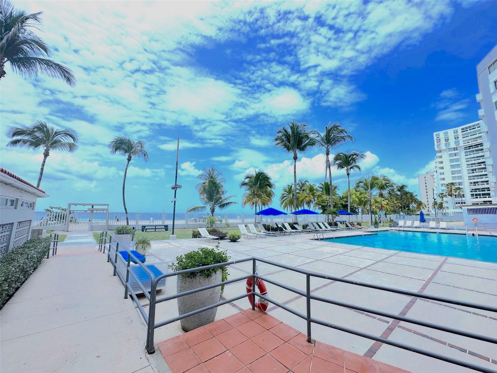 1 Horizonte #514 Property Photo 34