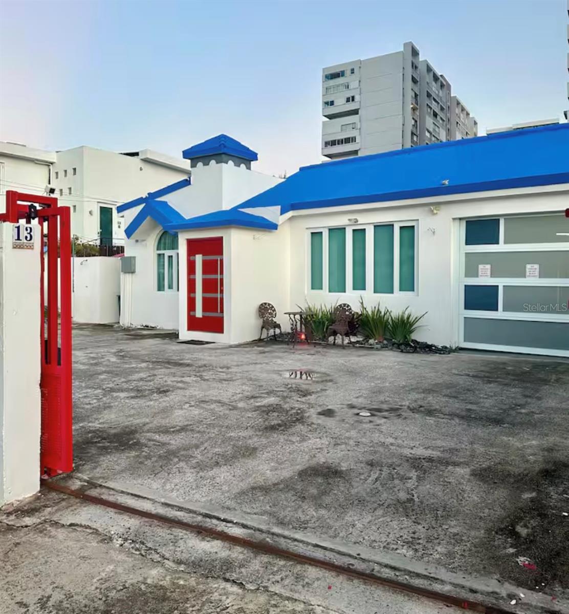 13 Calle Villa Internacional 2 Property Photo