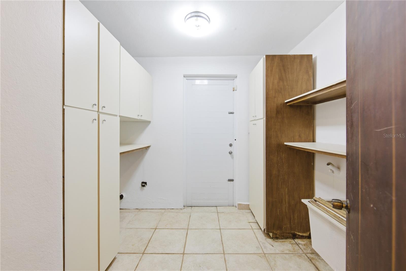 7 Vanda Property Photo 18