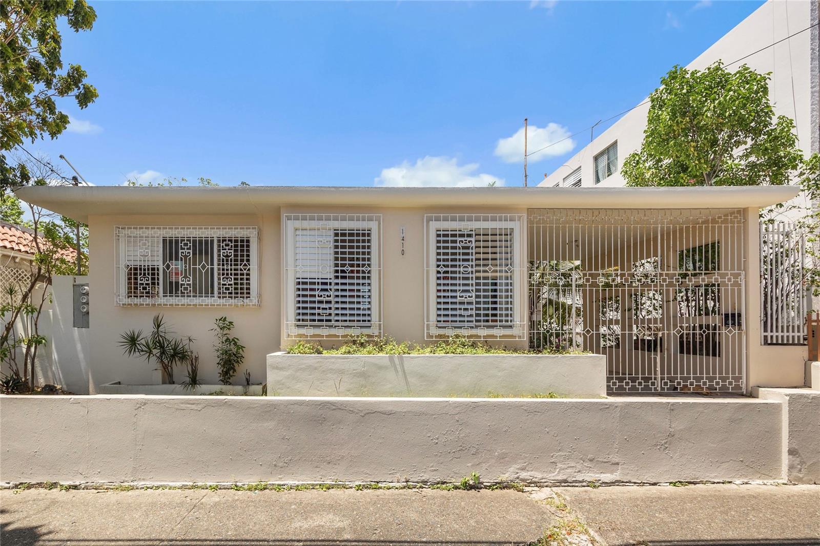 1410 Americo Salas Property Photo 1