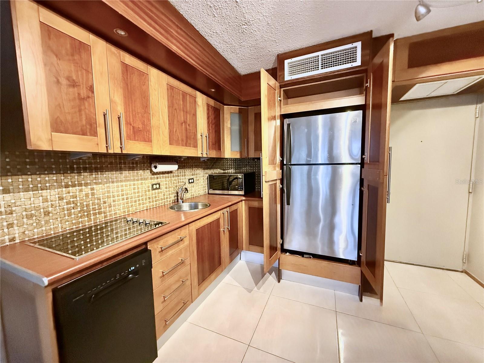 3103 Av. Isla Verde #306 Property Photo 10